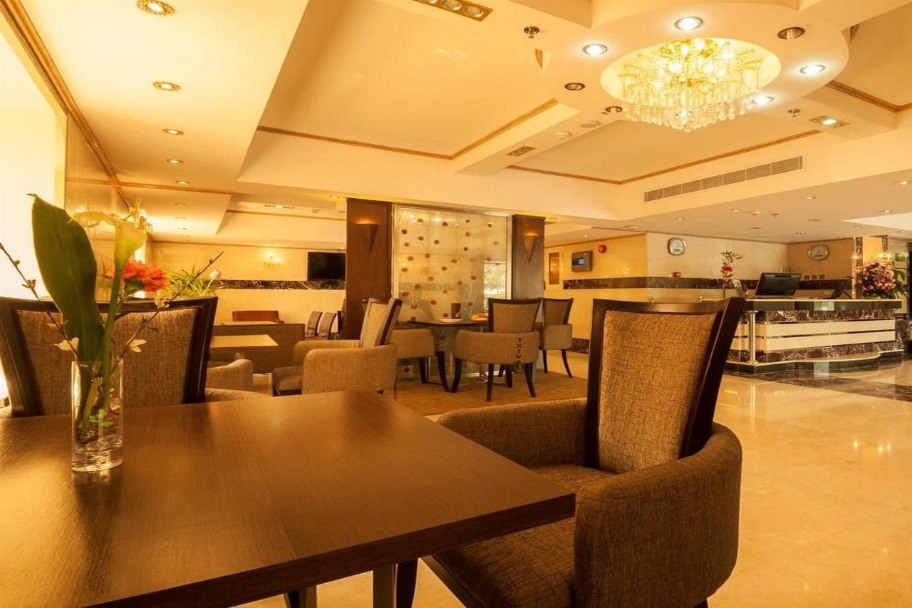 Platinum Abraj Al Ehsan Hotel Mecca Bagian luar foto