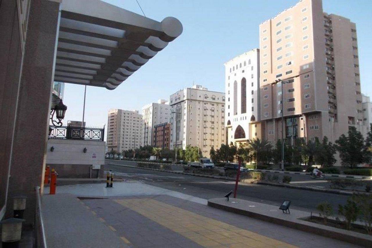 Platinum Abraj Al Ehsan Hotel Mecca Bagian luar foto