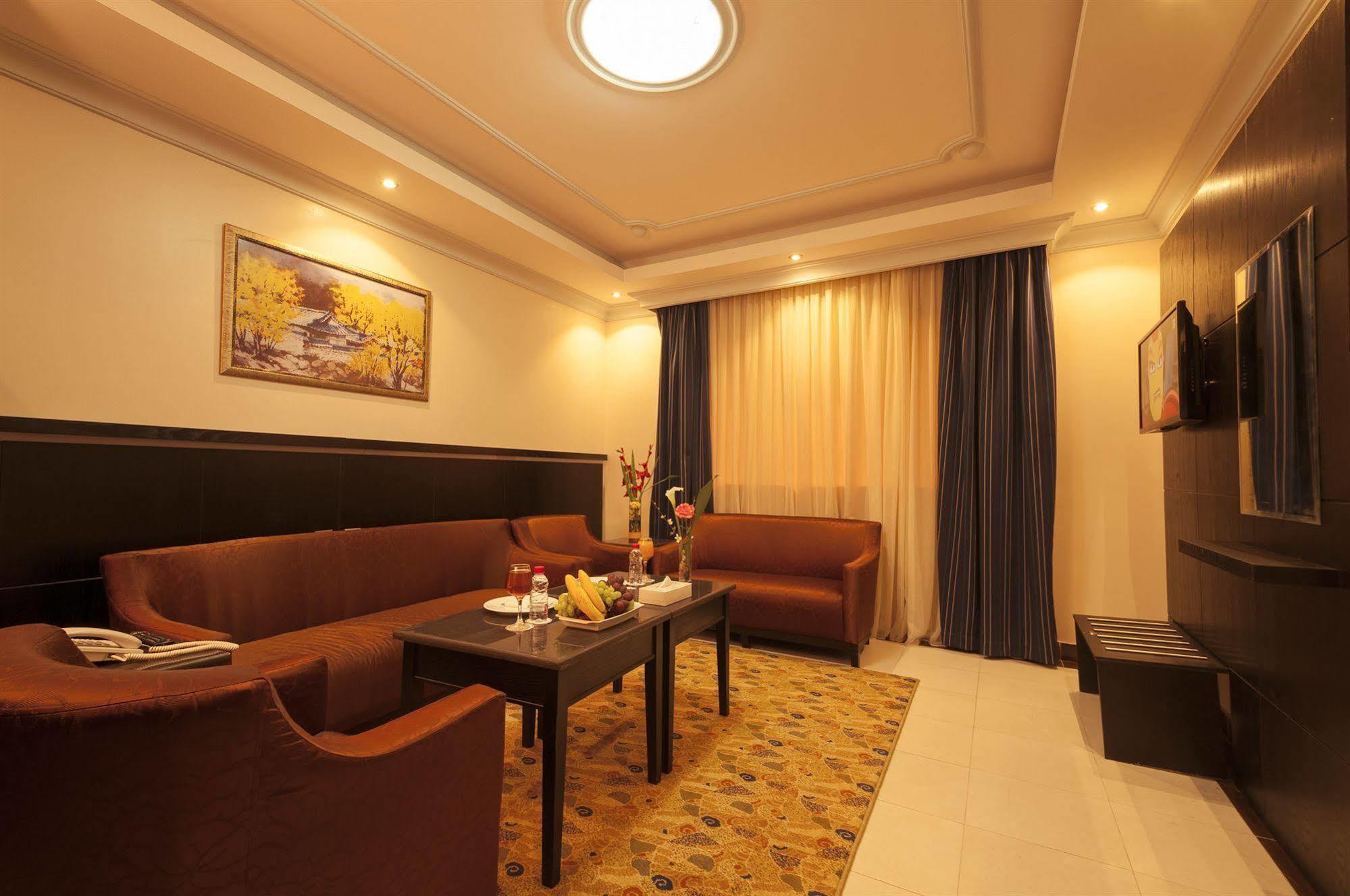 Platinum Abraj Al Ehsan Hotel Mecca Bagian luar foto